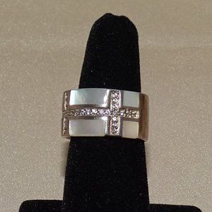 DOUBLE CROSS IN MOTHER OF PEARL RING